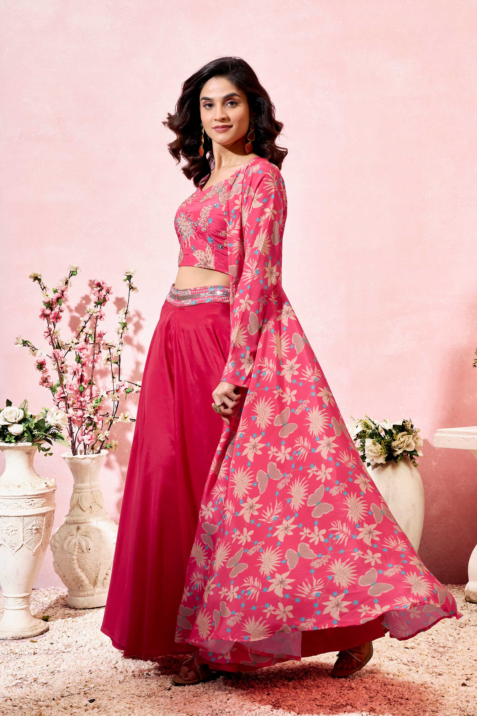 Vashti Elegant Crepe Shrug Set